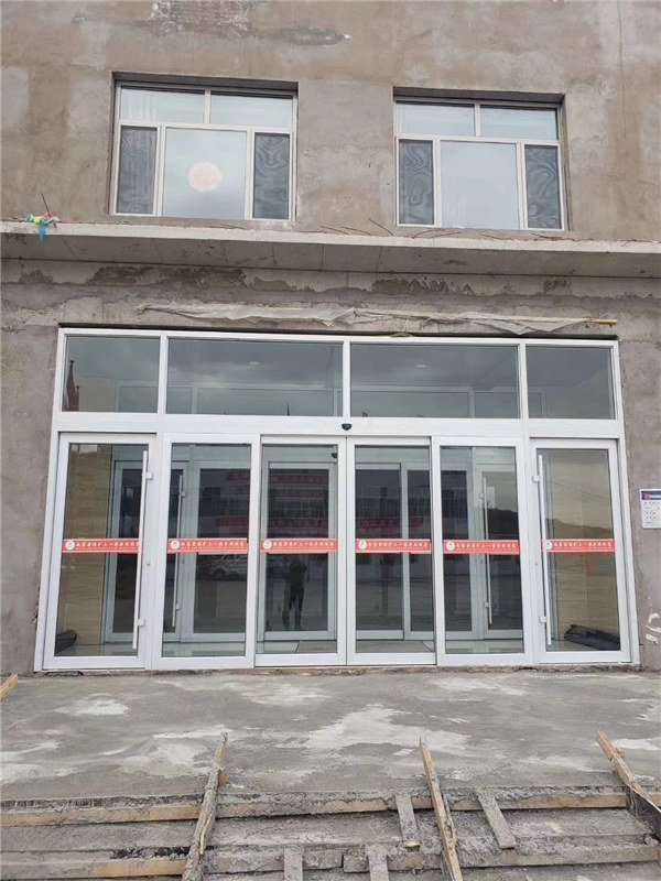 西安肯德基门_汉中玻璃顶价格_宝鸡钢结构房屋定制